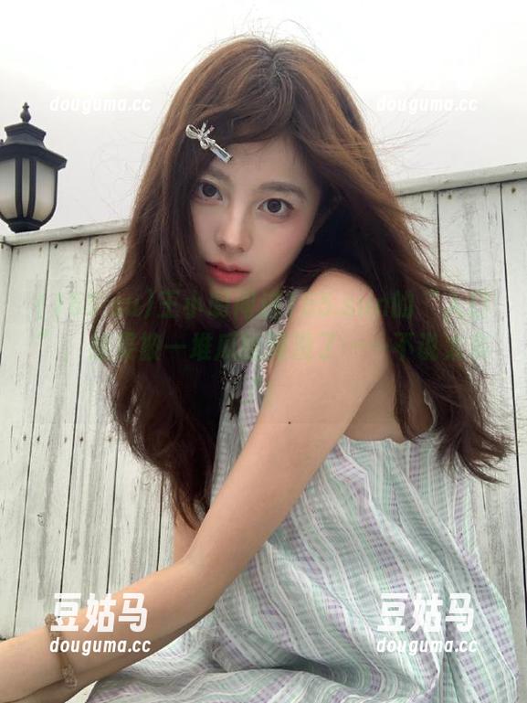 王小明闯进155.sun的“入口”，结果被一堆瓜给淹没了……不说太多了！