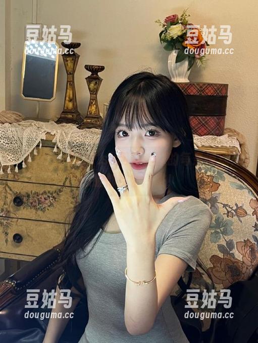 177.sk网站追踪的每条消息，心脏都在怦怦跳！