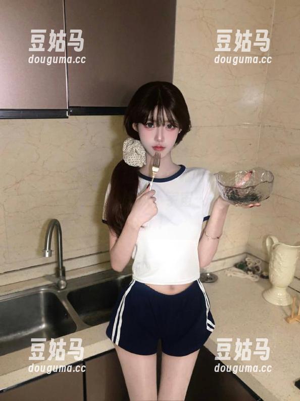 首页超夯：www.51.com的评论区似乎是个吃瓜小宇宙……我快忍不住了！