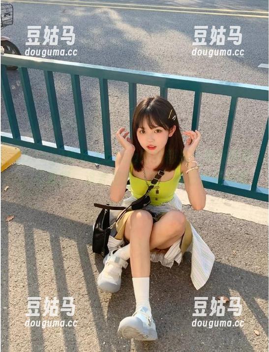 每次上51cg网站都是一种新体验，心里想：这才是吃瓜直播的最佳场所呢～