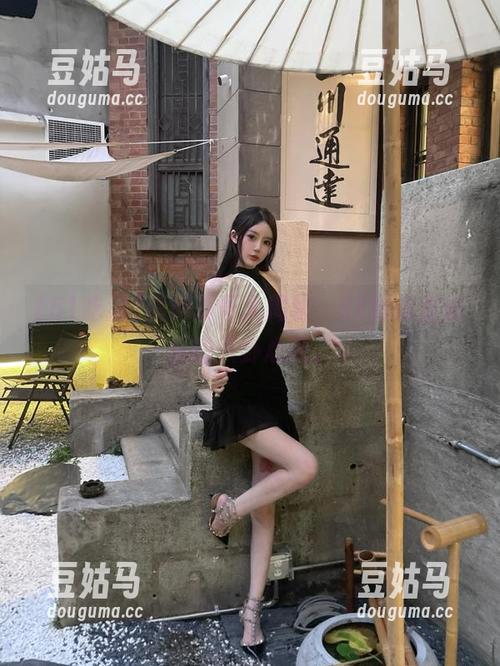 黑料瓜哥大揭秘，51吃瓜直达你的八卦心跳。