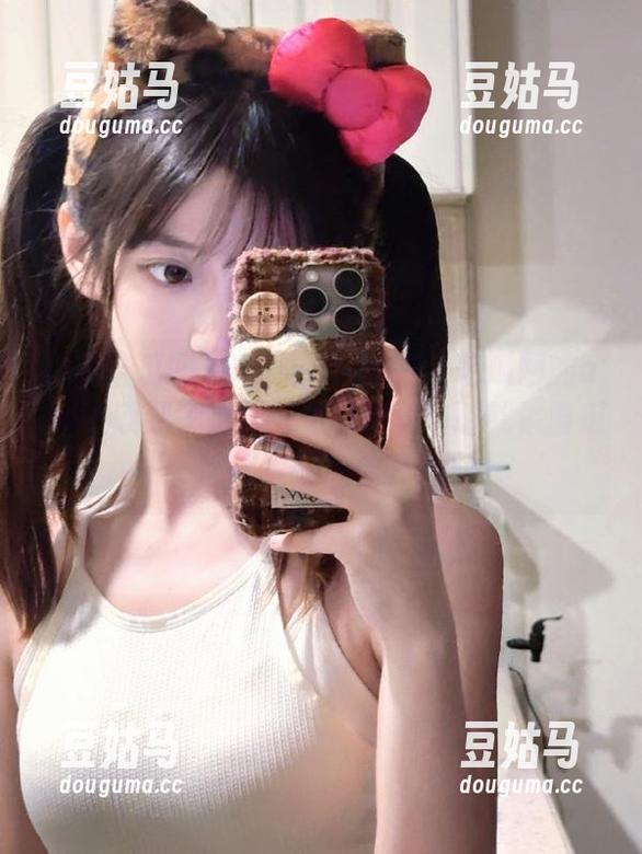 今日吃瓜-我在51吃瓜网的app上读到了这样一句，生活有时就像黄瓜，苦得很却让你开心！