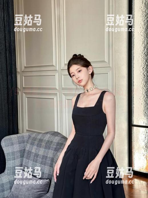 点开51黑料网站，我的心，被那些黑料狠狠扎了一下。