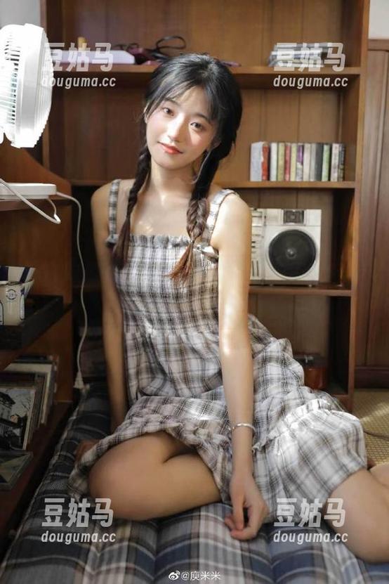 扫描91吃瓜网址，永不迷路，从此吃瓜无阻！