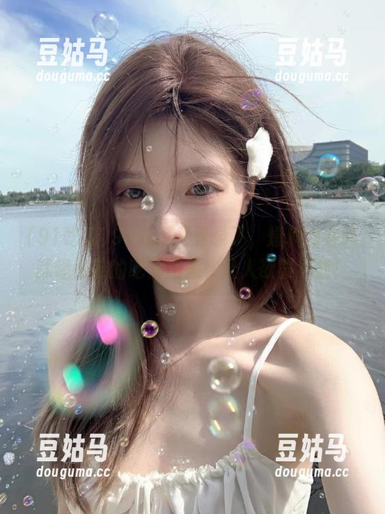 91吃瓜 91吃瓜又登录了,爆料内容咋就像眼前的吃货拼盘,让人欲罢不能!