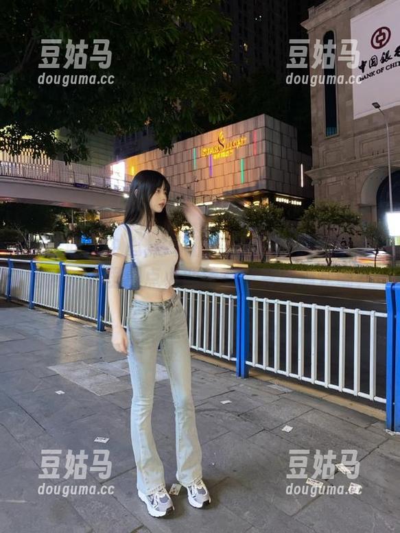 今天的瓜都在91吃瓜中心官网，心里那点小期待有没有被满足呢？