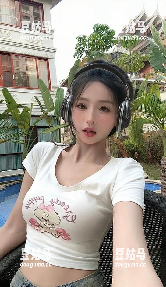 cg网 在cg网上免费吃瓜,这感觉就像在广场随便捡地摊货,一不小心就摊上大事!