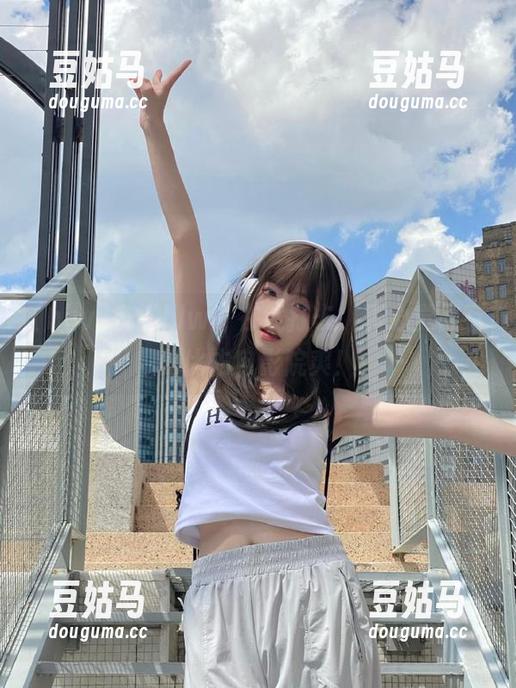 在“hlw”在线打卡，真心觉得有时比去电影院爽！