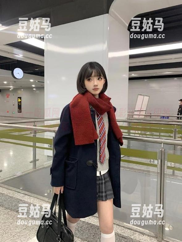 究竟是视频精彩还是水印抢镜！安卓版五一吃瓜网让人心累？
