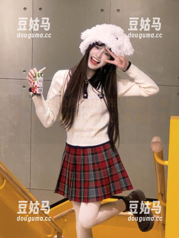 疯狂发布：假期的“神作”从五一吃瓜群众网开始，就差你一条评论了哦。