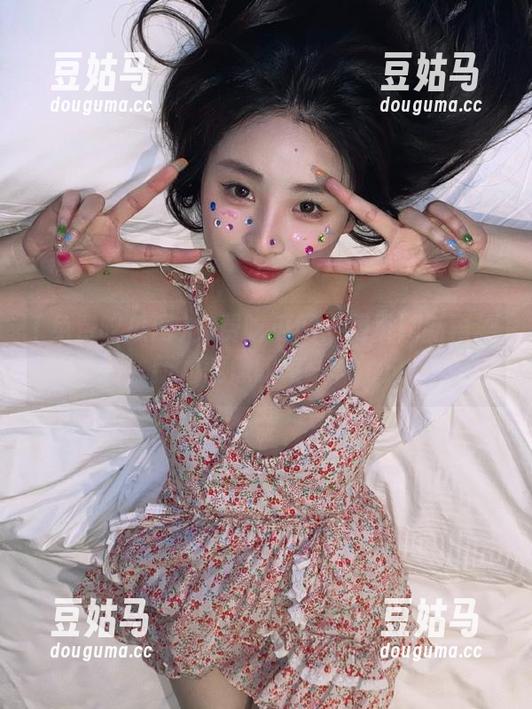 免费吃瓜网：网页刷新再刷新，新闻就像鸵鸟一样飞过。
