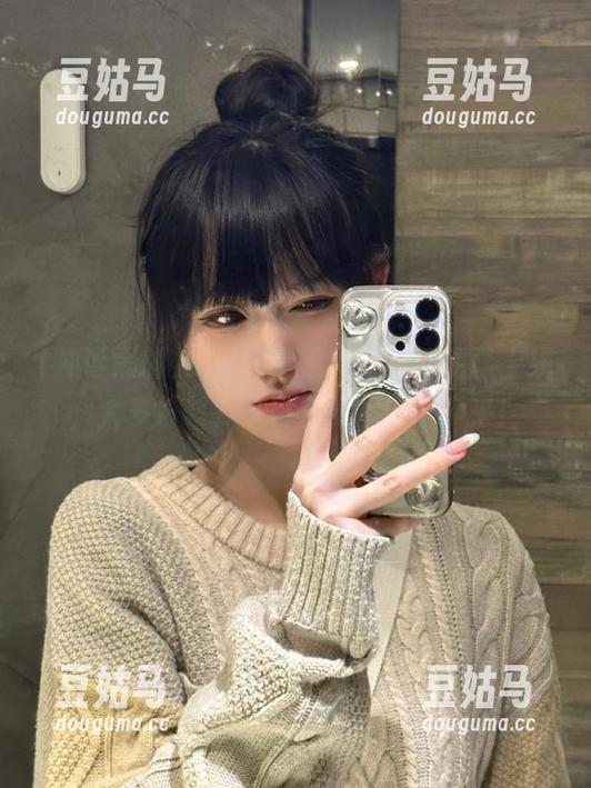 cg7冲哥黑料传送门现已上线，太多好料，一口气根本停不下来！