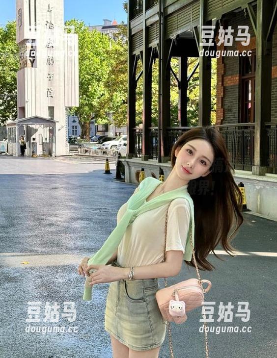吃瓜网官网：、下载一键搞定，瓜事随手可得，让你大开眼界！