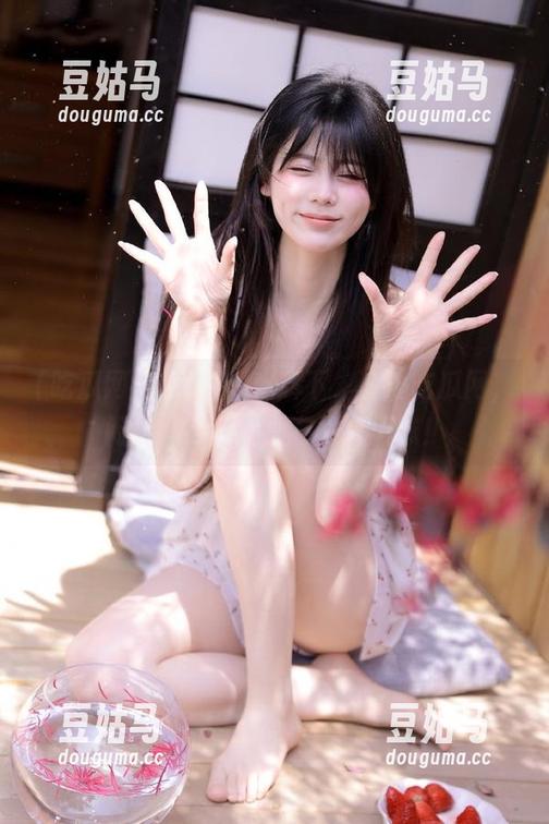 在朝阳的光辉下，直达吃瓜网，闲聊八卦真是别有一番风味！