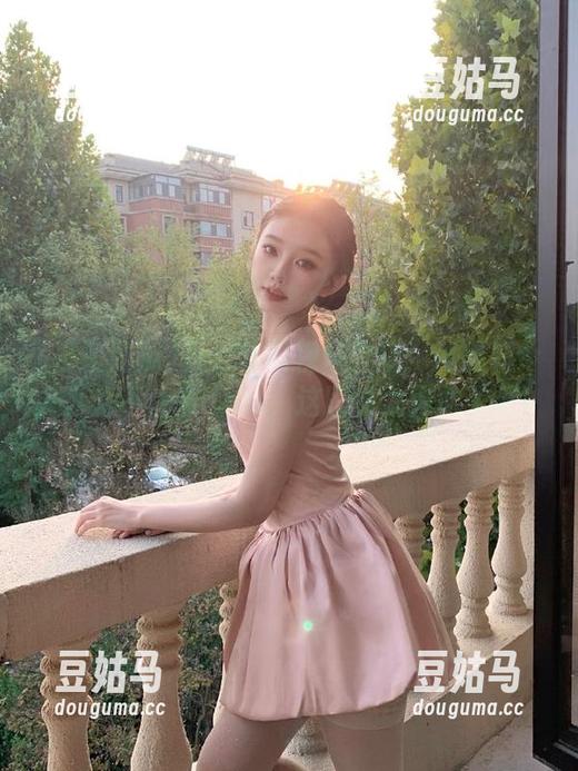 吾爱吃瓜视频登场：网爆料令人为止不住得diss，这剧情太狗血了吧！