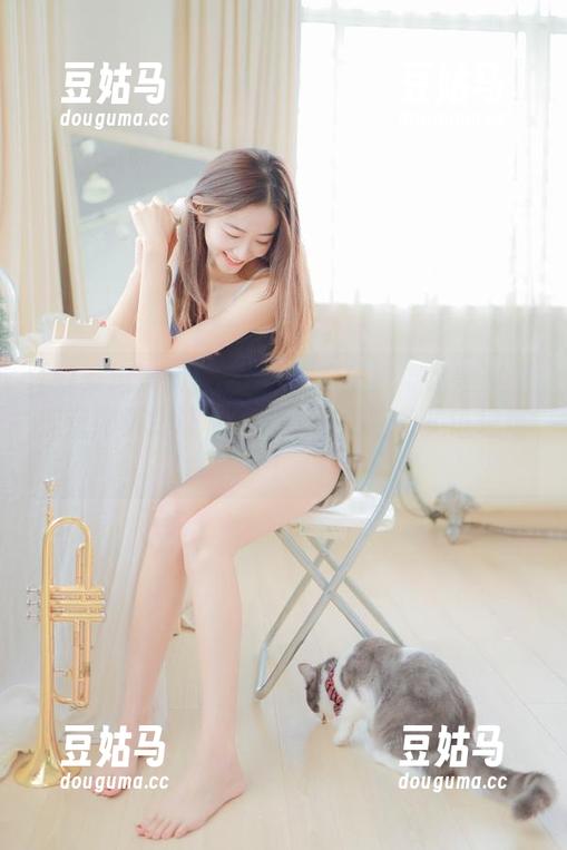 来吧！好莱坞黑料正能量网页版让你的午饭时间变身见证现场！