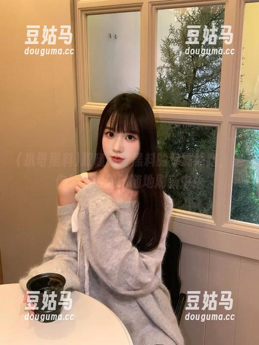 跟随扒哥黑料的专属线路，走你！黑料随时随地刷新中！