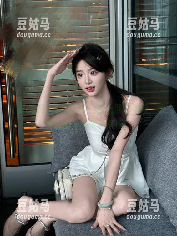当我点开“新cg网”视频，感觉比吃下午茶还幸福！
