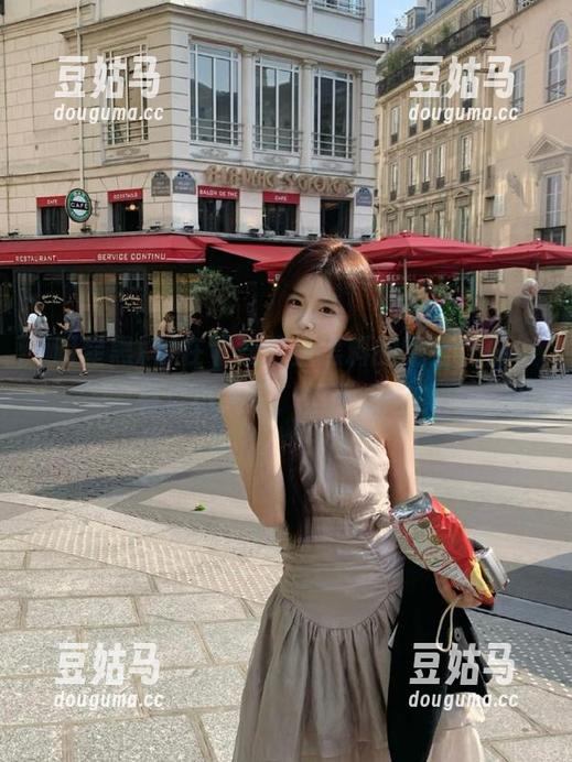 在下载明星黑料的路上，偶尔有点小失落，但还想继续