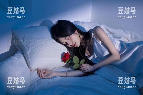 黑料不打烊，2025最新传送门来了！免费吃瓜还不赶快？！