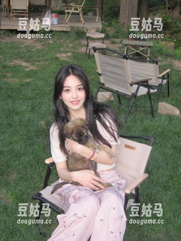 黑料不打烊,万里长征最新地址更新，今天的八卦好像比隔壁邻居还香！