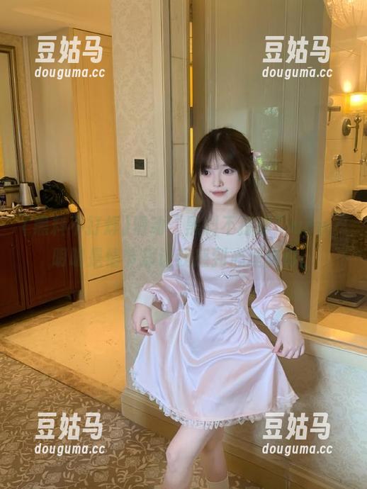 滑动“黑料不打烊”app，明明是情节却让我感到心理阴影。