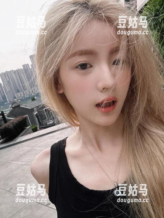 从黑料不打烊tttzzz入口穿越到未知的传送门，带你智商掉线又无极限的时刻