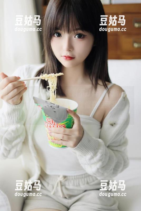 哈，黑料不打烊网页版收藏的那些热搜热点，感觉就像在经营我的私人八卦库！