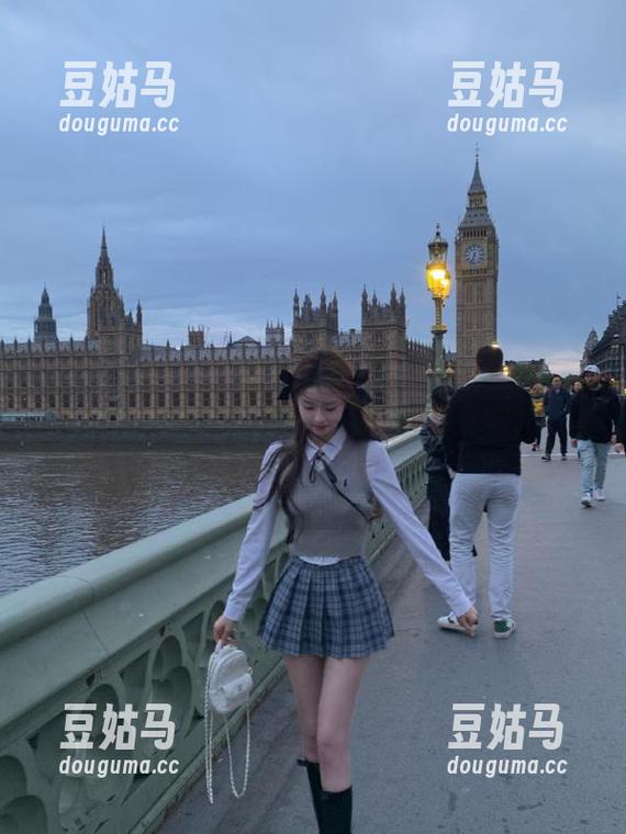 更新不停，黑料不打烊肾虚十八连——这时候我最想要的是个放松的时刻，结果变成了吃瓜马拉松。