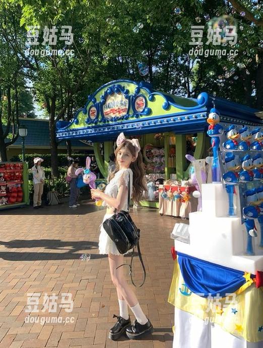 黑料不打烊最新链接：正能量面对质疑，哈哈，这可有看头！