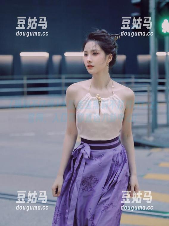 大胆走进黑料不打烊tttzzz官网，入口带你直达八卦中心！