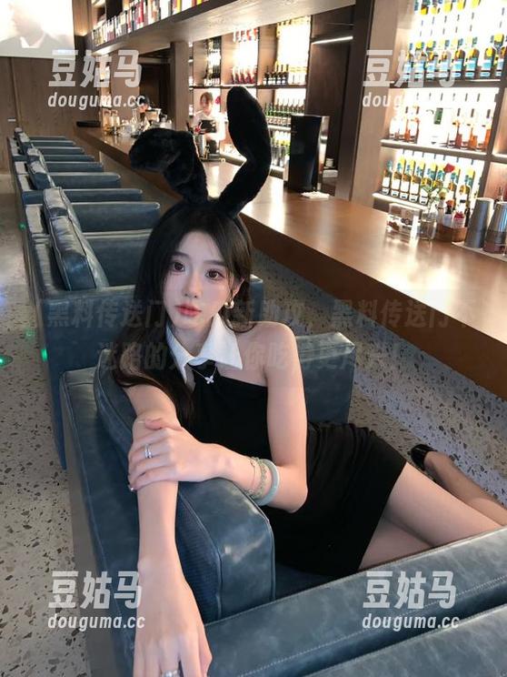 吃瓜新助攻，黑料传送门不迷路的分享让你吃得更尽兴！