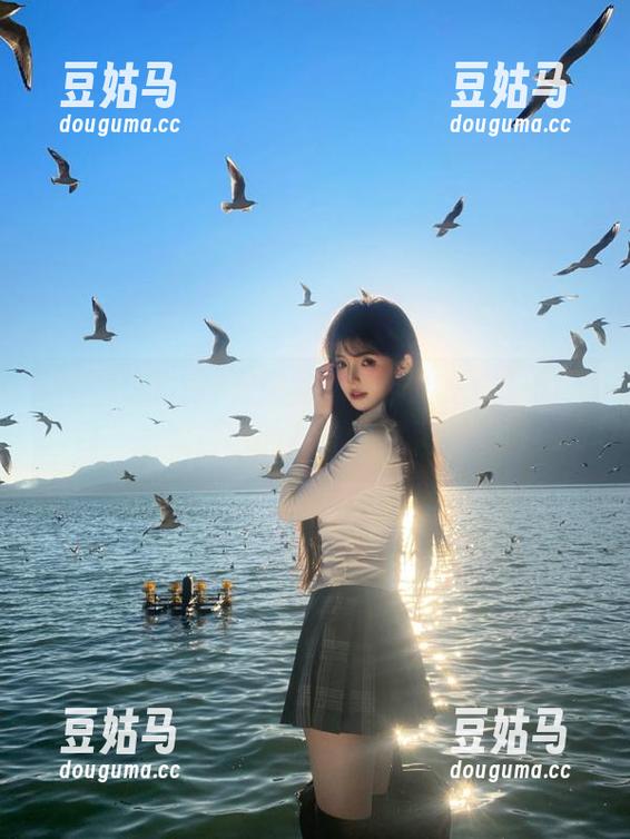 穿越到“黑料传送门”的入口，感觉自己的八卦雷达又灵敏了！