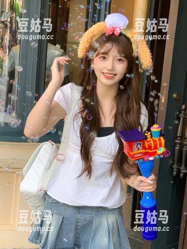 别说我没提醒你，快把黑料吃瓜官网入口给收藏了，未来你会感谢我的！