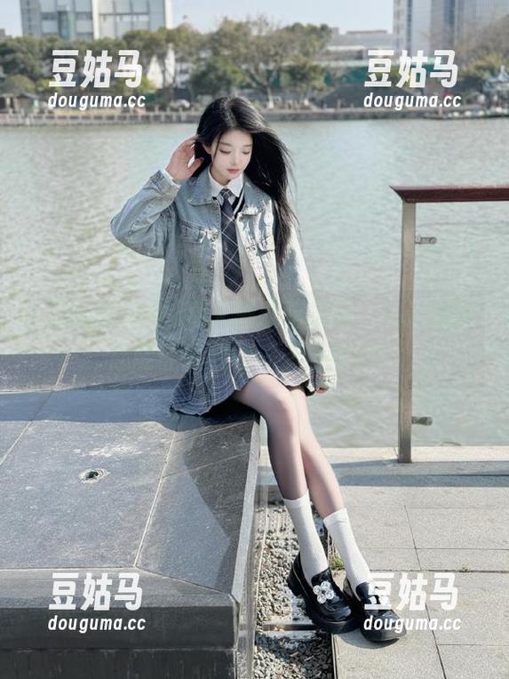 潜入黑料吃瓜网，入口似乎总能让人变得一天更有料！