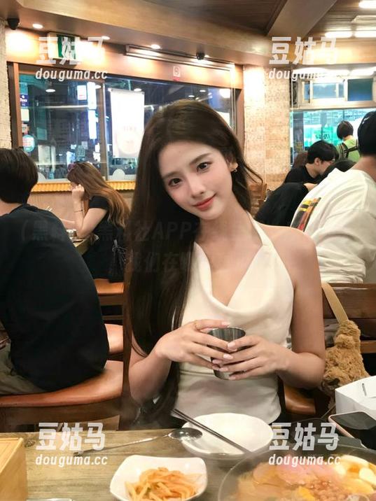 黑料社APP在线呈现，瓜田李下，我们在哪里种瓜？