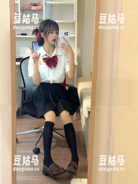 黑料社官网，三分钟快速下载，让你变身拨浪鼓！不头疼吗？