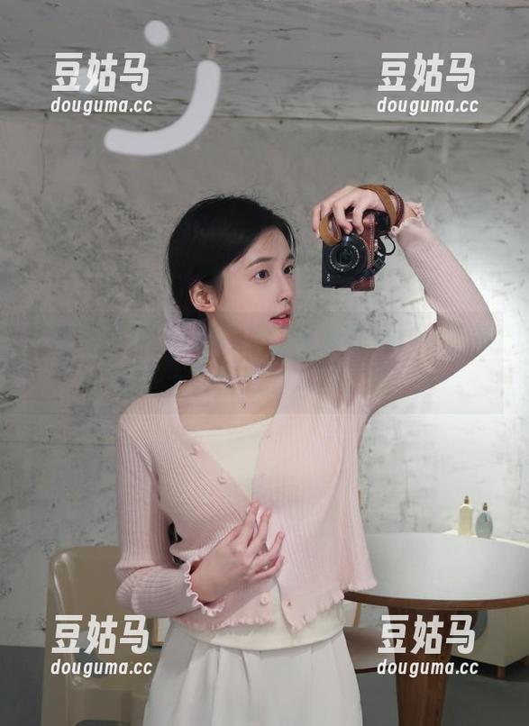 下载黑料社，千万注意：小心被吸进无穷无尽的八卦漩涡！