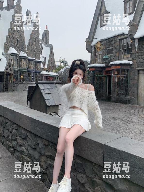 黑料社更新，送你一波正能量光环，下载不后悔哦！