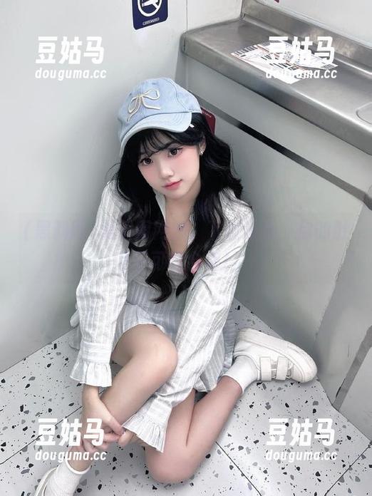 黑料网网站，下载过后，你的肚子可能会痛！